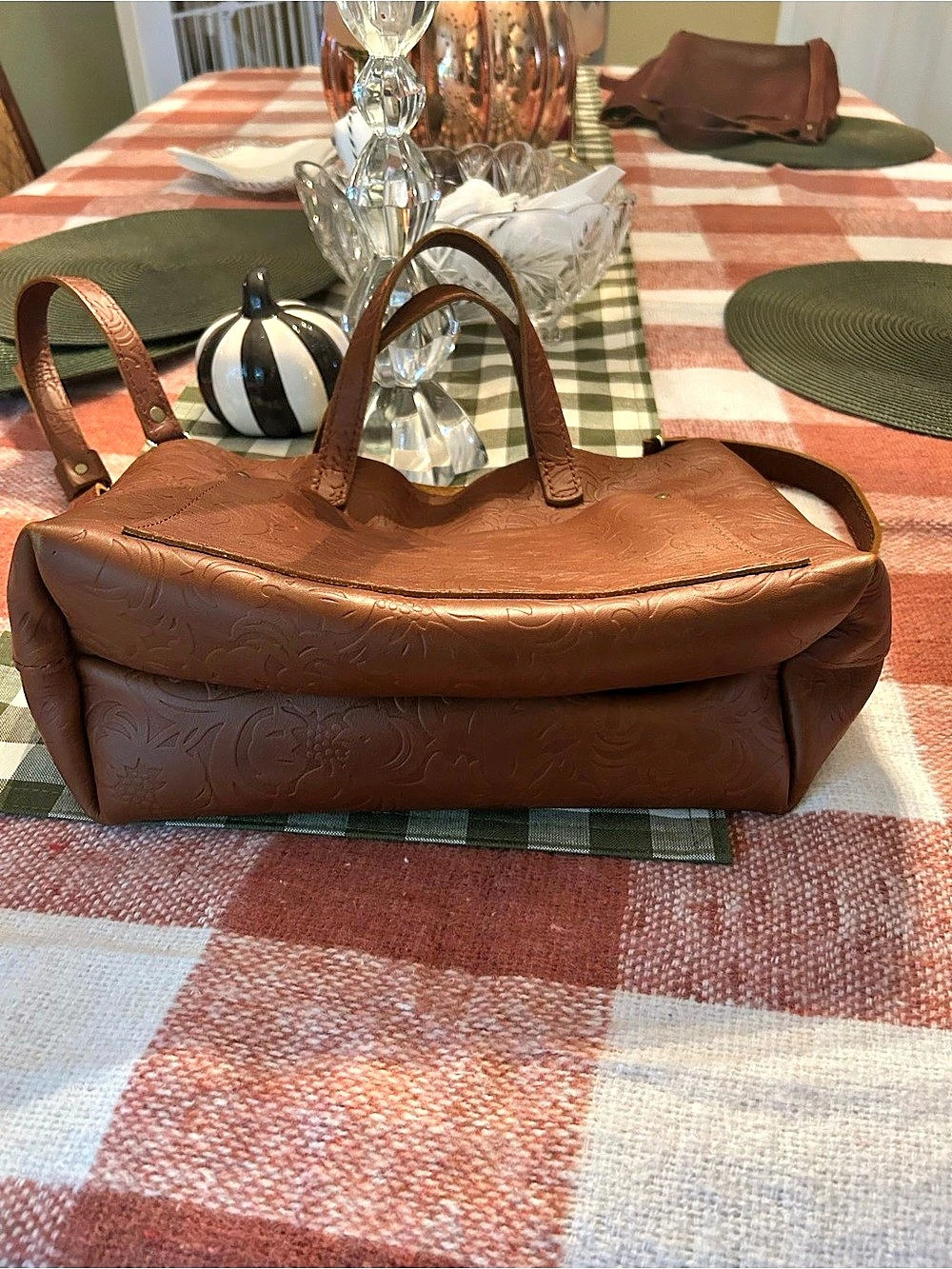 Portland Leather Medium Crossbody tote Meadow - Picture 5 of 8